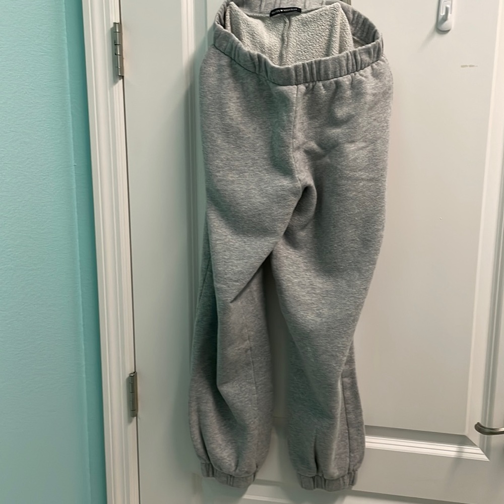 Brandy Melville gray sweatpants!
